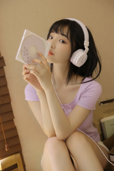 大宅院的女人